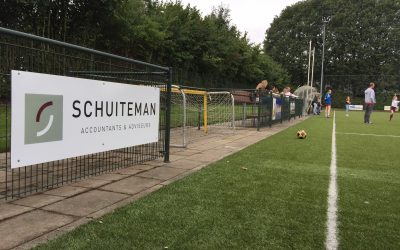 Schuiteman laat nieuw bord plaatsen