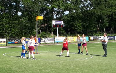 DWS D1 tegen Revival D1
